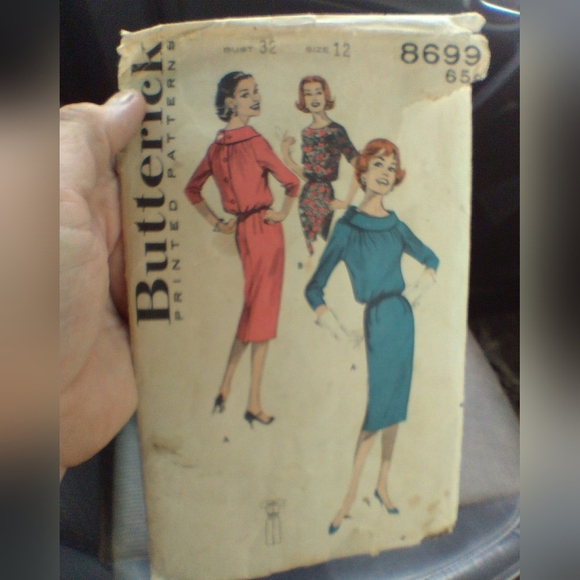 Vintage Butterick Sewing Pattern 8669 Women's Dress Dresses Size 12 - Picture 1 of 2